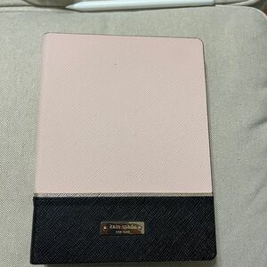 Kate Spade nook  glowlight plus cover. Also fits small Kindle e readers